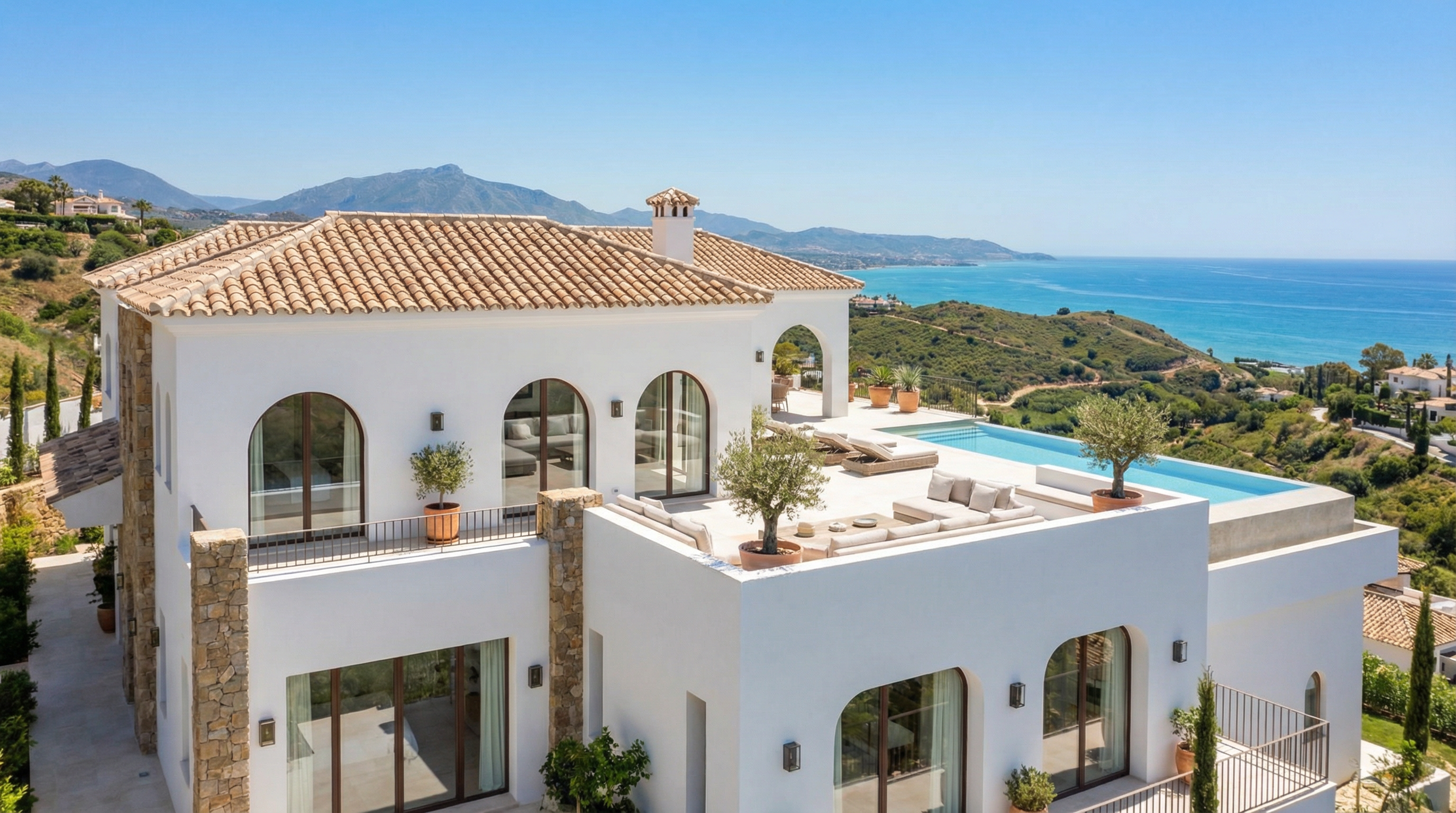 Costa del Sol property - Estimating Your Monthly Property Costs: Community Fees in Costa del Sol